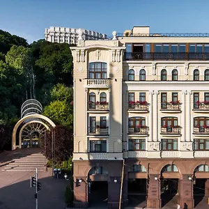 5* Hotel Riviera House