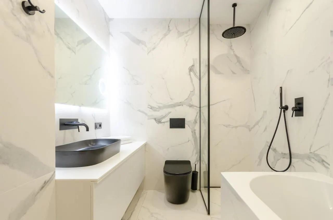 Petrovdom 23-173 In Stylish Apartments At Rc Киев Украина