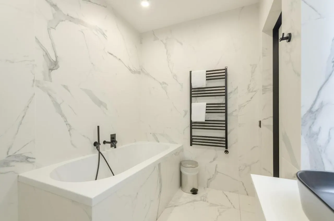 Petrovdom Apartments 23-173 In Rc Kvartet , 16Г Vasyl Lypkivskyi Street Kyiv